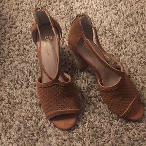 Suede Seychelles heels